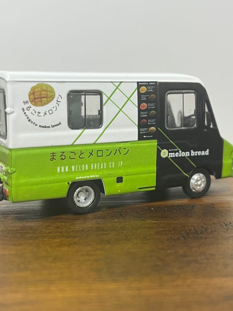 【初回限定版】MIU404 まるごとメロンパン号　プレミアムミニカー