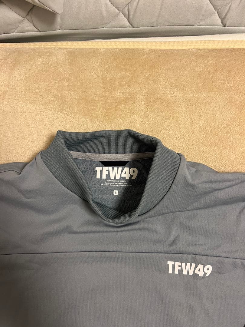 TFW49 ハーフモックネック　トレーナー