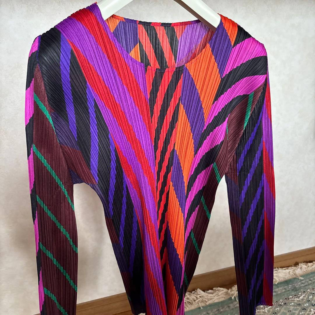 長袖カットソー