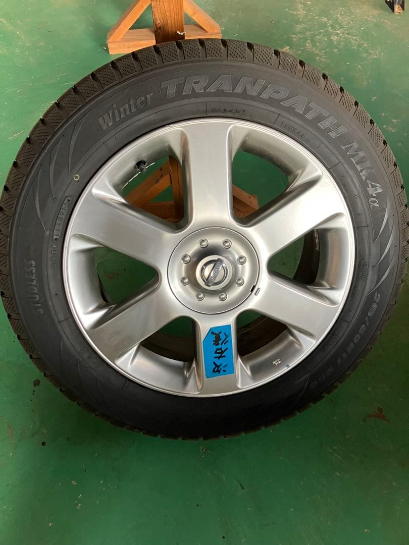 215/60/17 エルグランドE51純正アルミ付きスタッドレスタイヤ