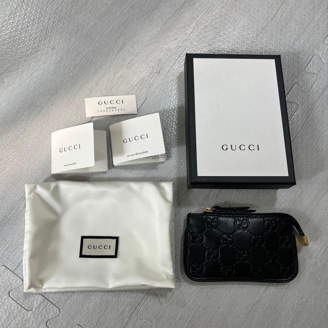 GUCCI グッチ　レザー キーケース