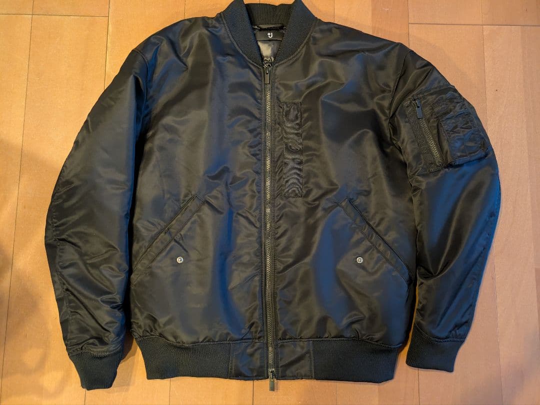 ユニクロ　＋J　 MA-1 ジャケット　Lサイズ 美品