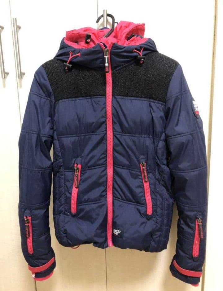 英Superdryスキー／スノボジャケット サイズ:レディースS