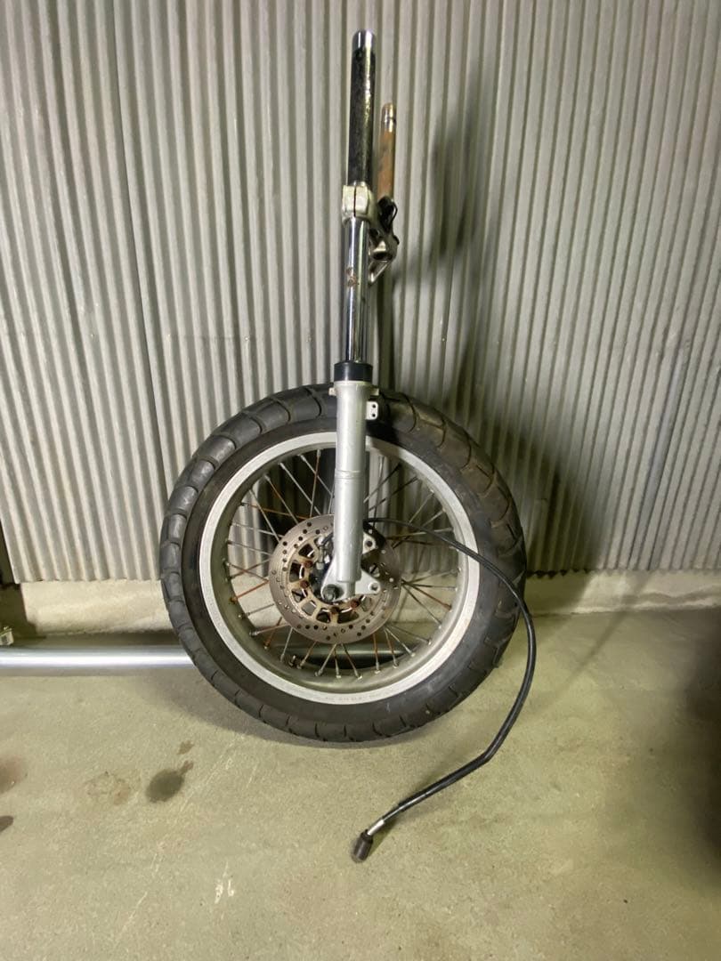 ヤマハtw-220ホイール　フロントフォーク