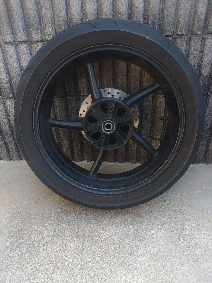 YZF R25 R3　MT25 MT3　前後ホイール(abs付) 社外品