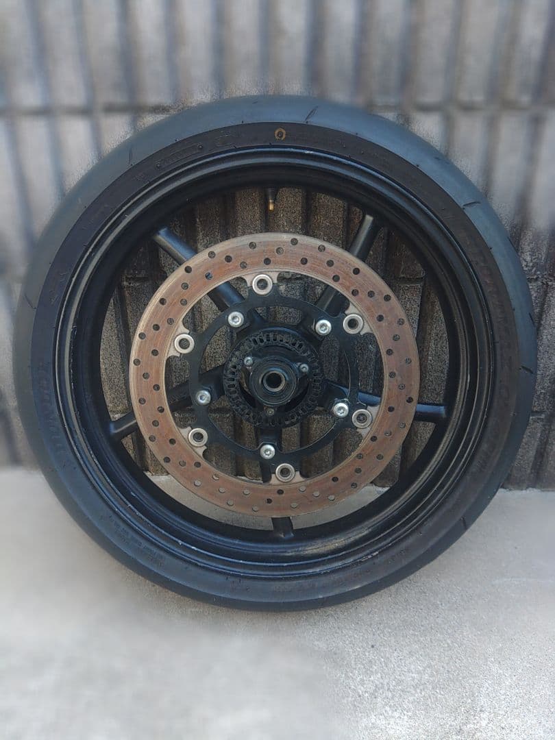 YZF R25 R3　MT25 MT3　前後ホイール(abs付) 社外品