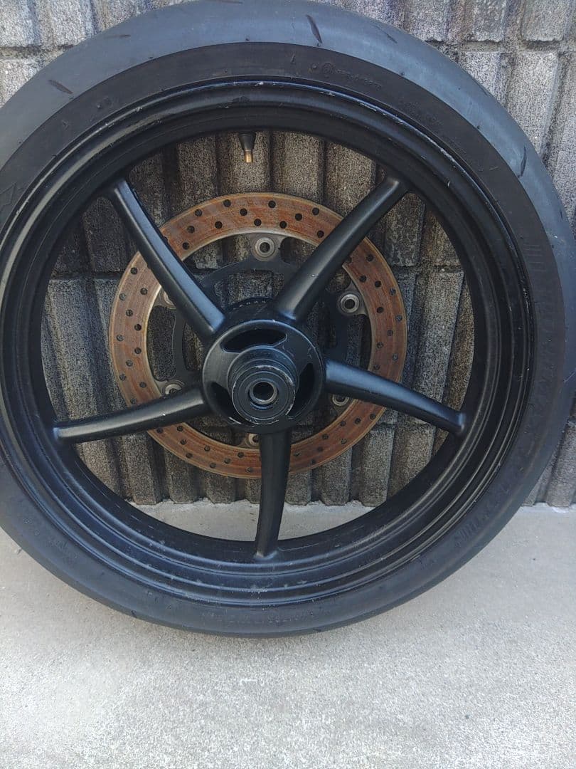 YZF R25 R3　MT25 MT3　前後ホイール(abs付) 社外品