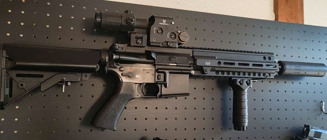 東京マルイ 次世代電動ガンHK416 デブグルカスタム　サイト付き