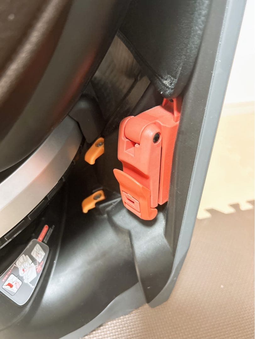 【美品】Combi クルムーヴスマート JG-600 シートベルト固定 新生児