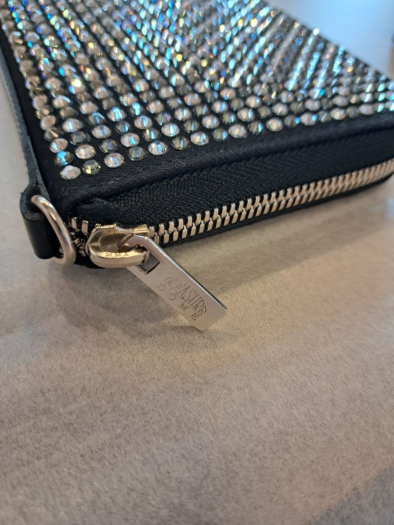 PLEASURE DOME　スワロフスキーカスタムウォレット