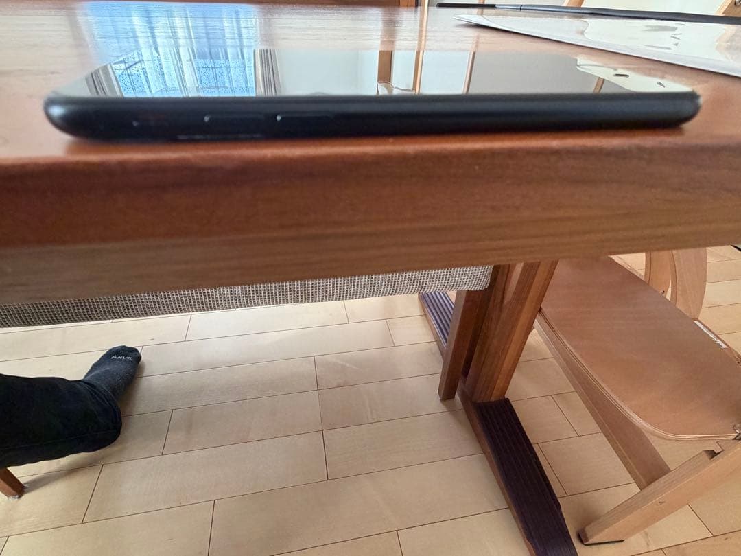 SIMフリー iPhone SE3 64GB 第3世代 バッテリー88% 黒