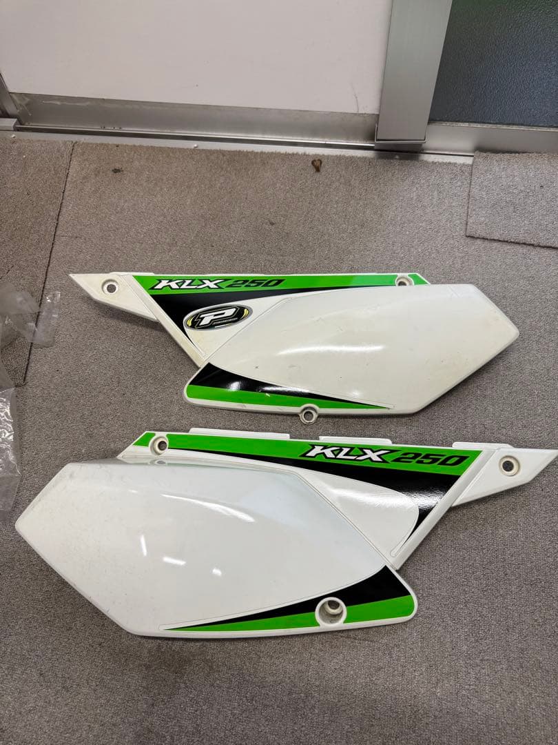 klx250 Kawasaki純正外装一式 中古