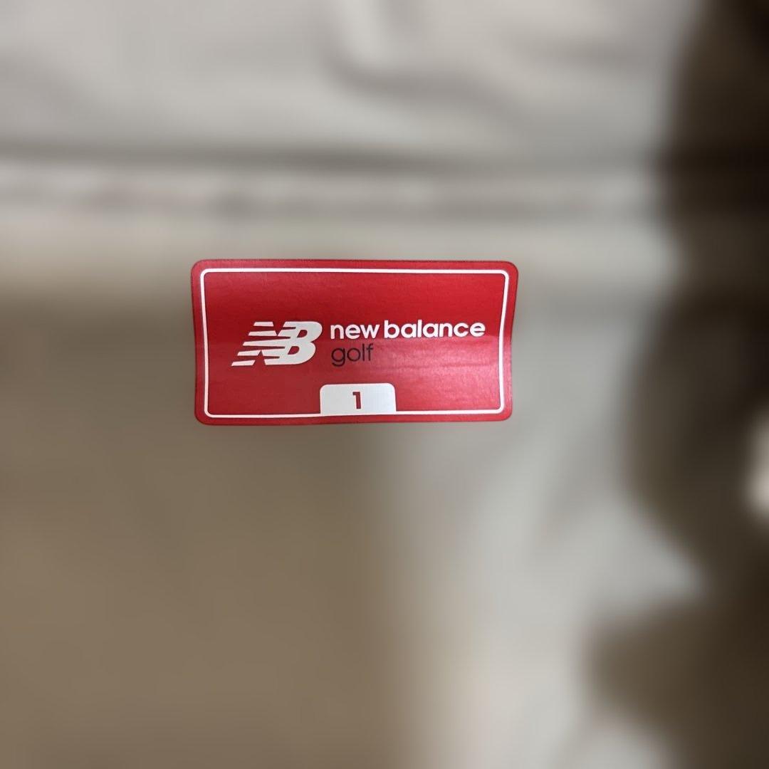 ニューバランス　ダウンジャケット