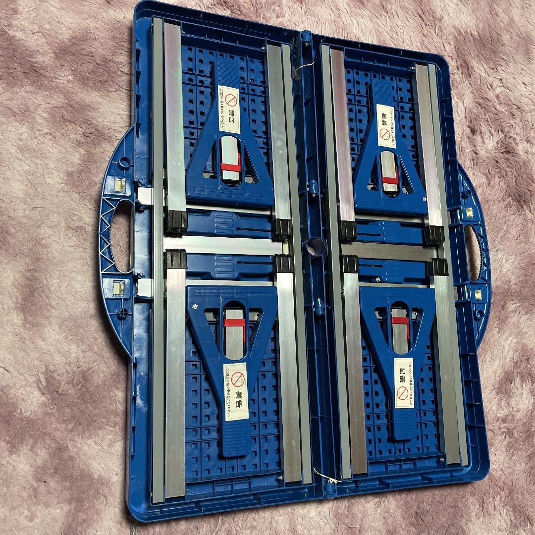 青 折りたたみ式アウトドアテーブル 約120cm x 60cm