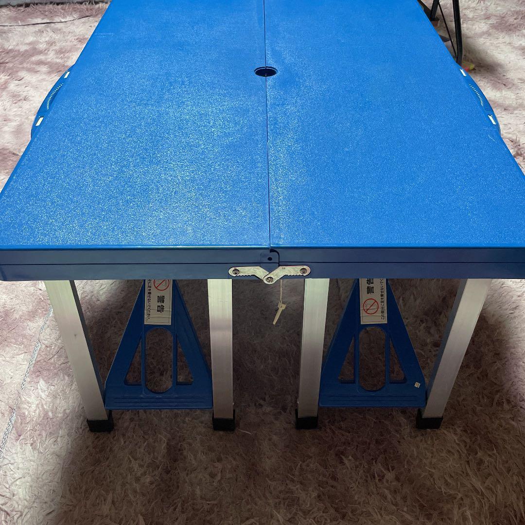 青 折りたたみ式アウトドアテーブル 約120cm x 60cm