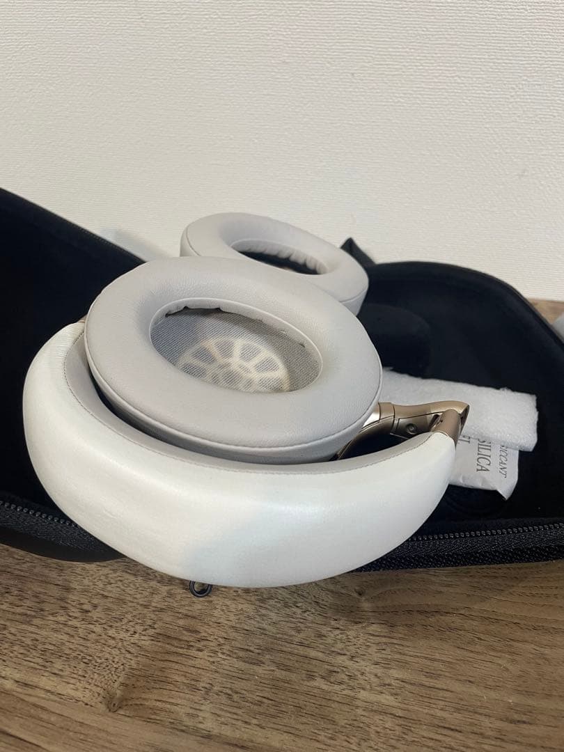 【美品】DENON SSSS.GRIDMAN ヘッドホンAH-GC25W