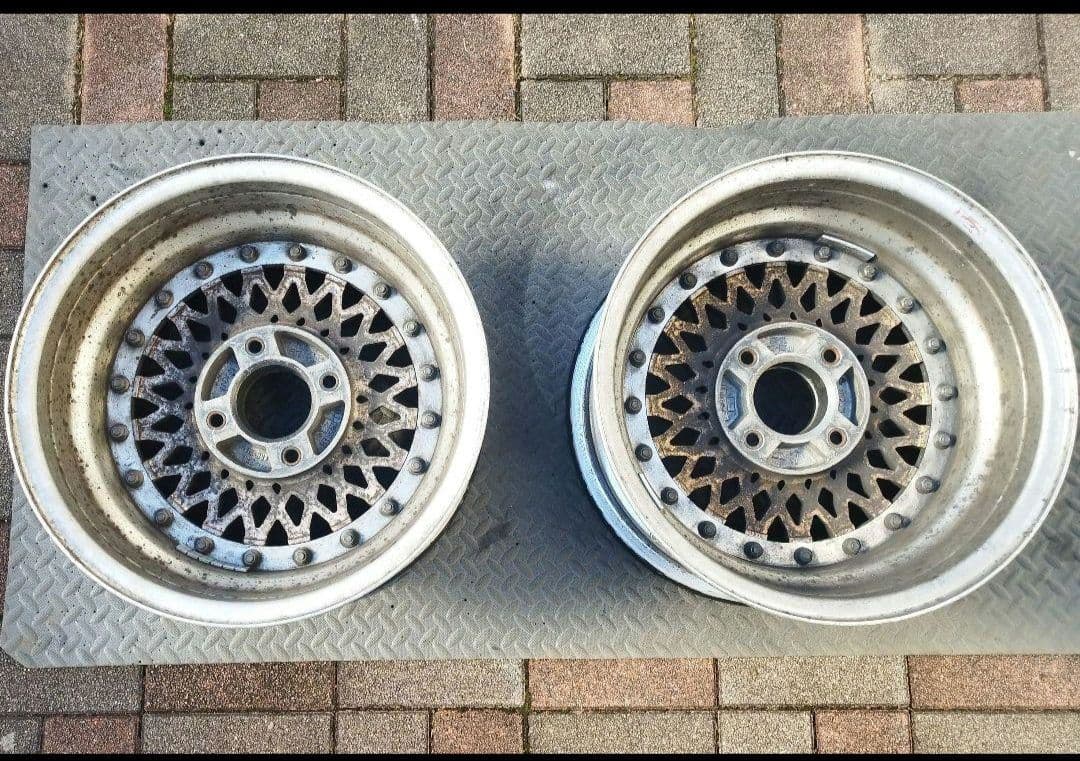 メッシュホイール　INPUL PRO-MESH 15インチ2本