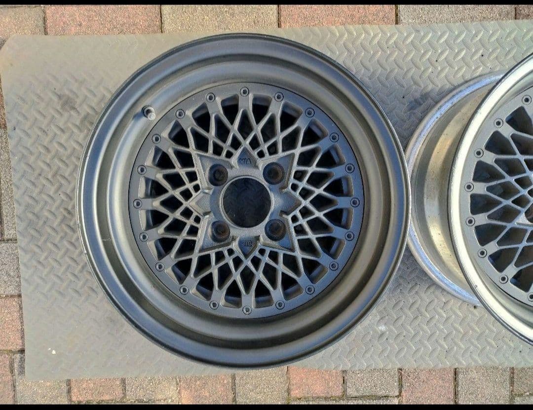 メッシュホイール　INPUL PRO-MESH 15インチ2本