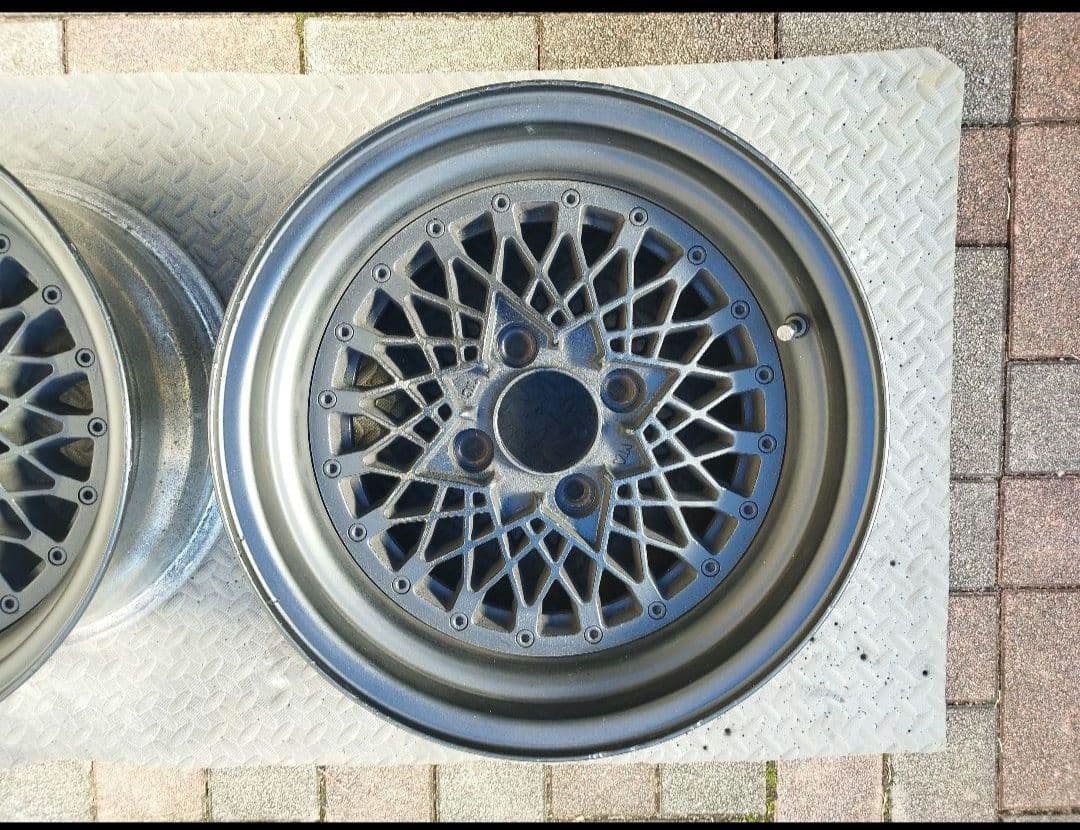 メッシュホイール　INPUL PRO-MESH 15インチ2本