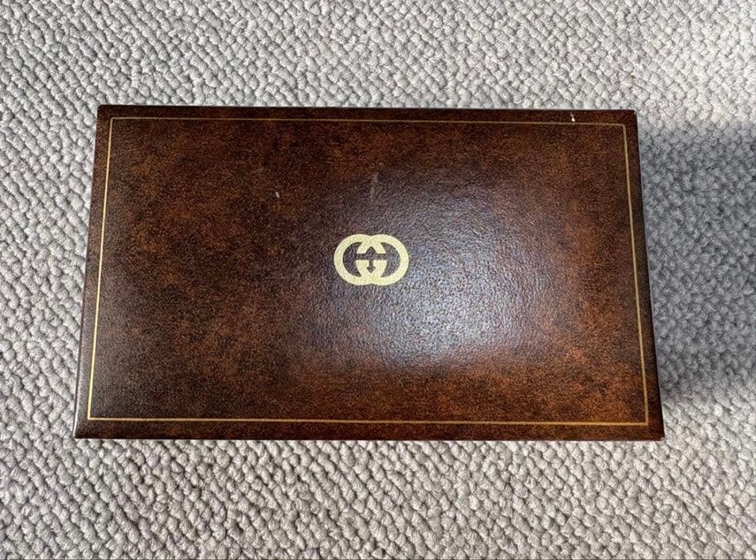 GUCCI 腕時計 ゴールドバングル時計 カラーバンド付き