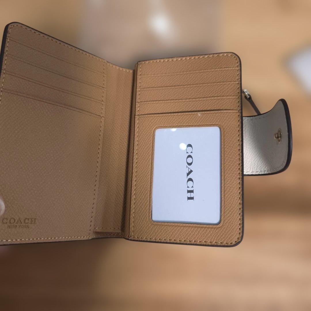 COACH 二つ折り財布 ホワイト