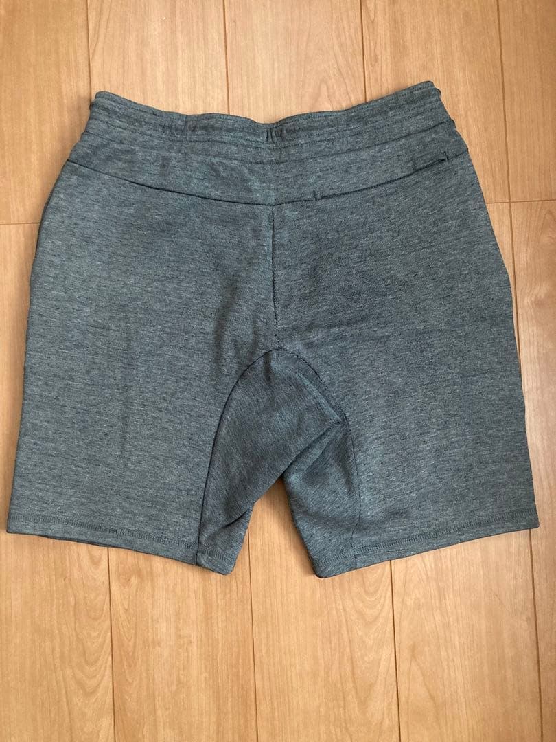廃番モデル NIKE テックフリース 上下セット トレーナー ショート パンツ