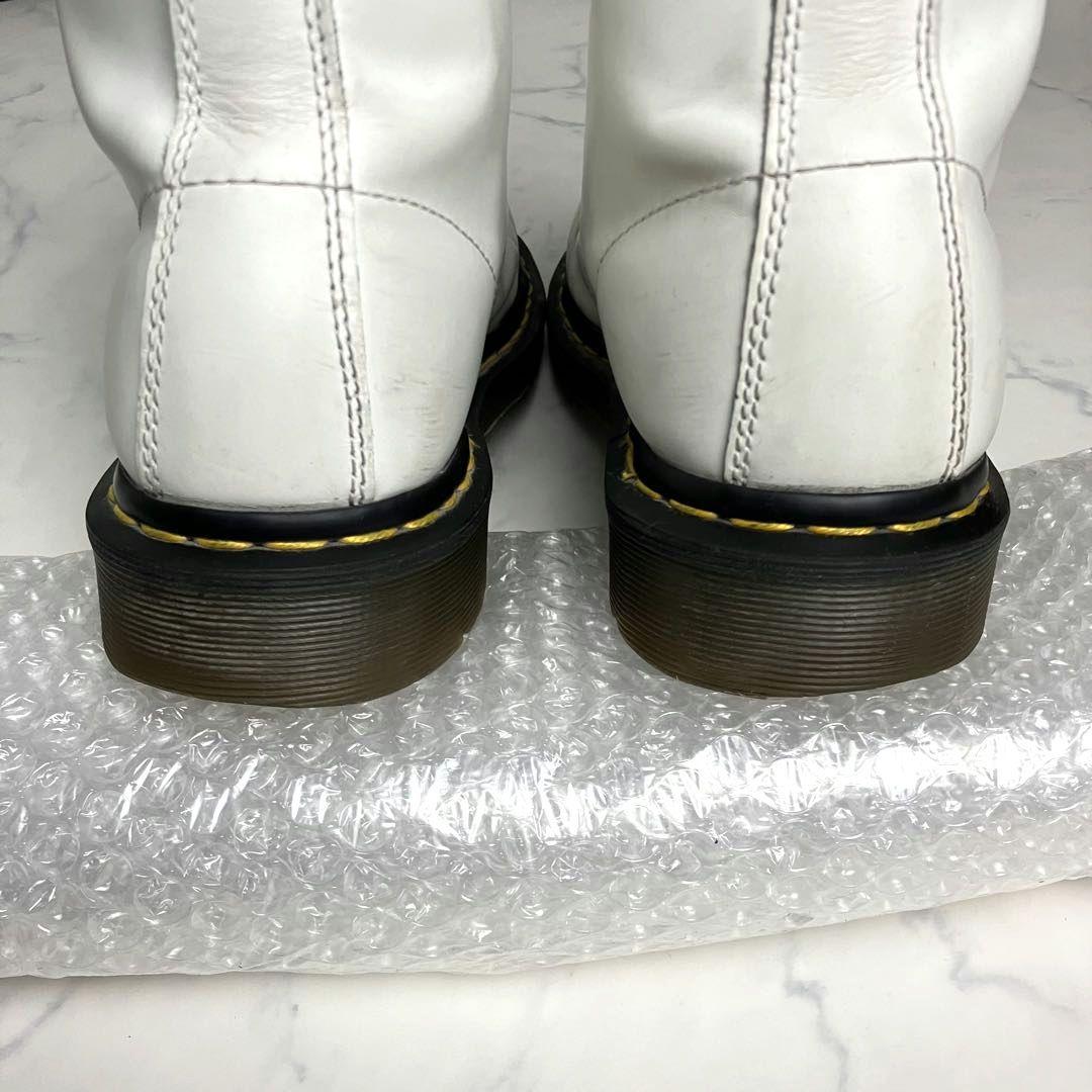 ドクターマーチン 8ホールブーツ 11822 ホワイトレザー UK8