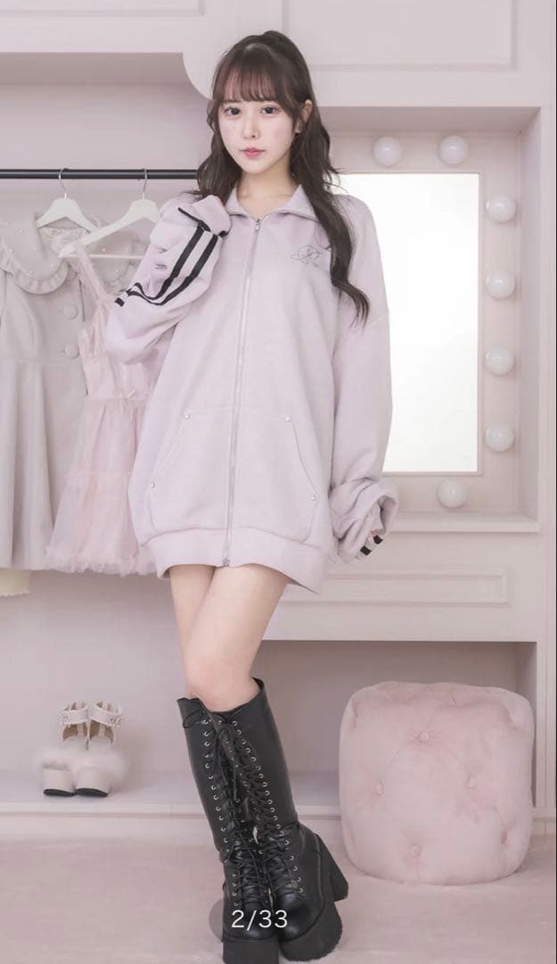 pium 新品未使用 ダブルラインビジュープリントジップスウェット