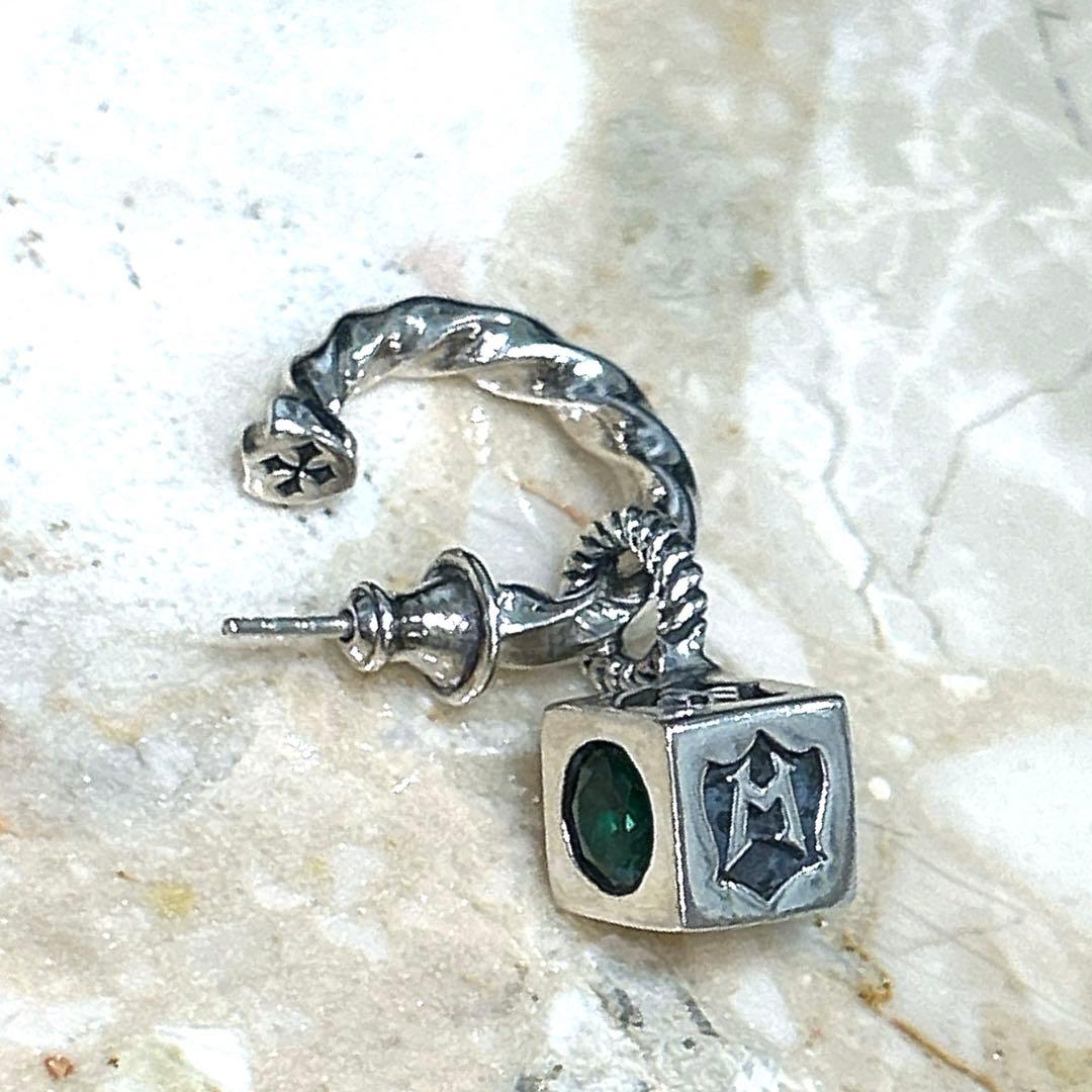 シルバー925 メタリス キューブ型 ストーン付きピアス 入れ替え、取り外し可能