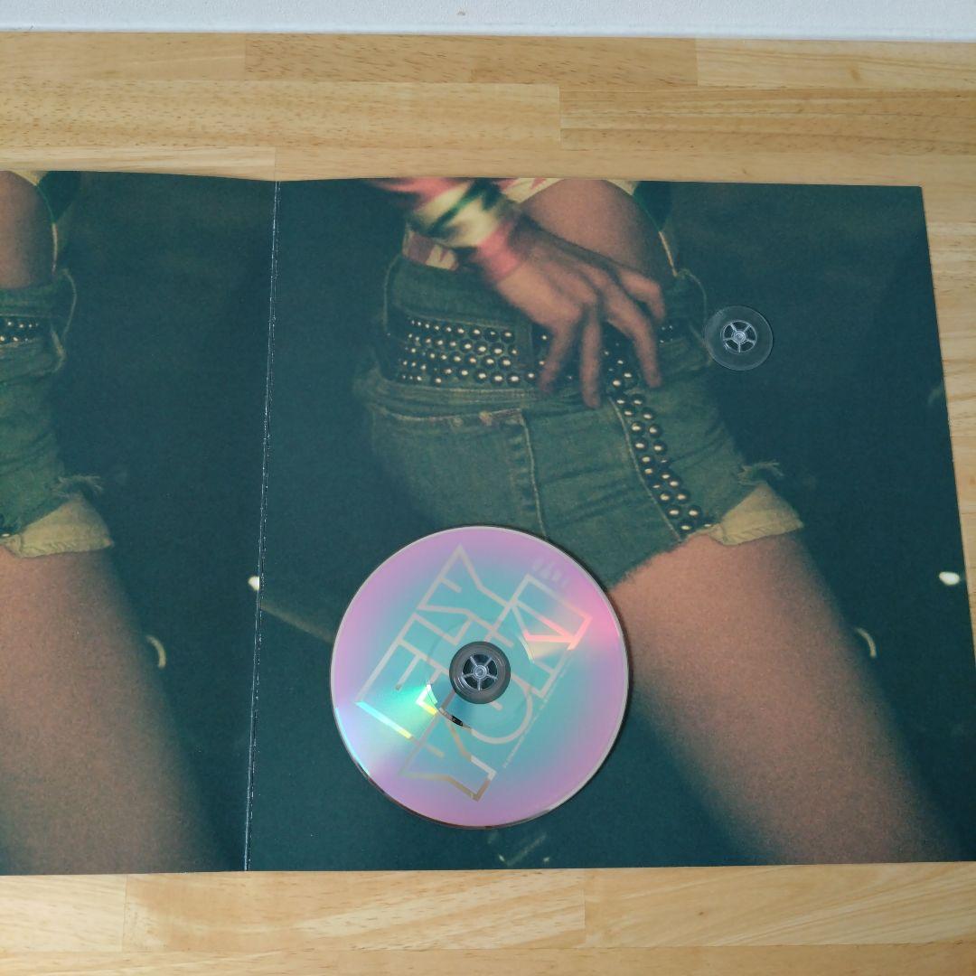 【YUKI】CD、DVD、ファンクラブ会報Commune、グッズ、銀テープ