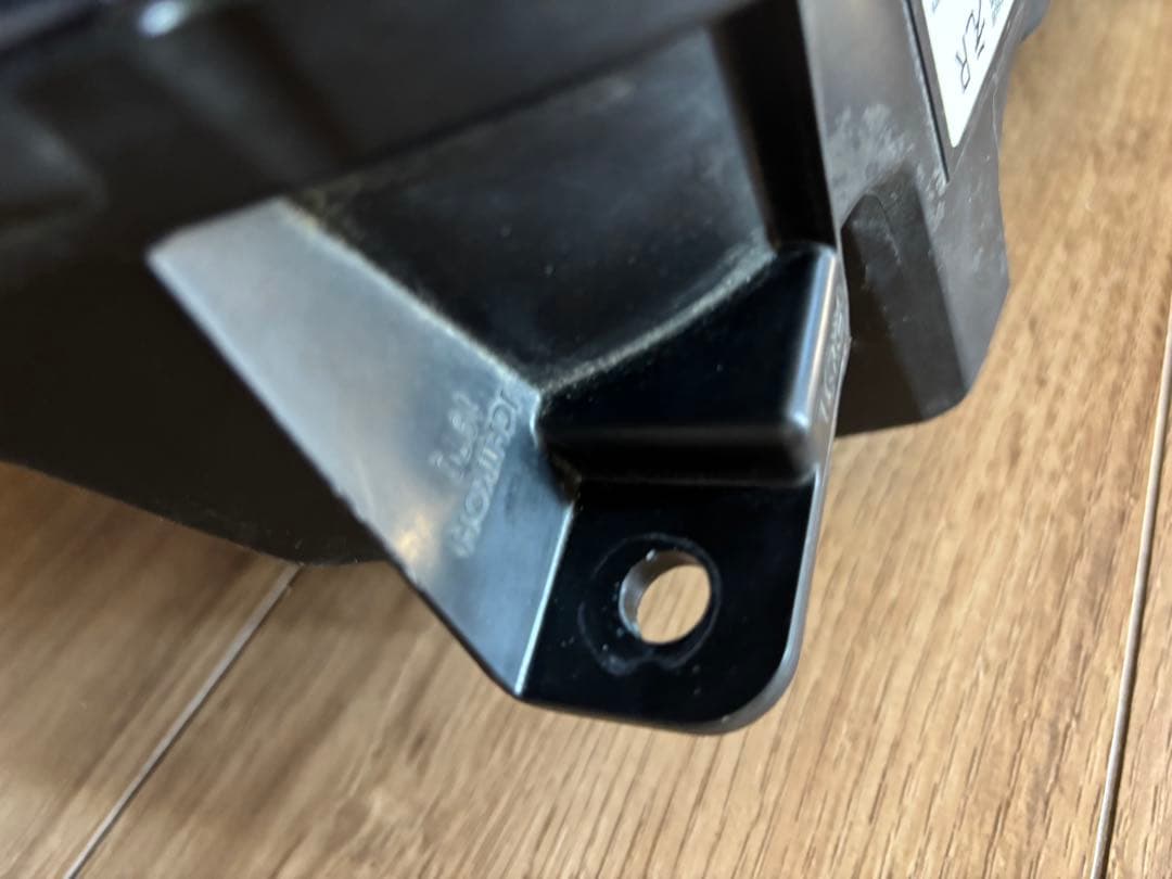 ハイゼットS321V LEDヘッドライト右です