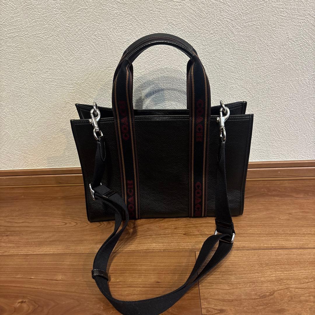 COACH スミス ブラック ショルダー付トートバッグ