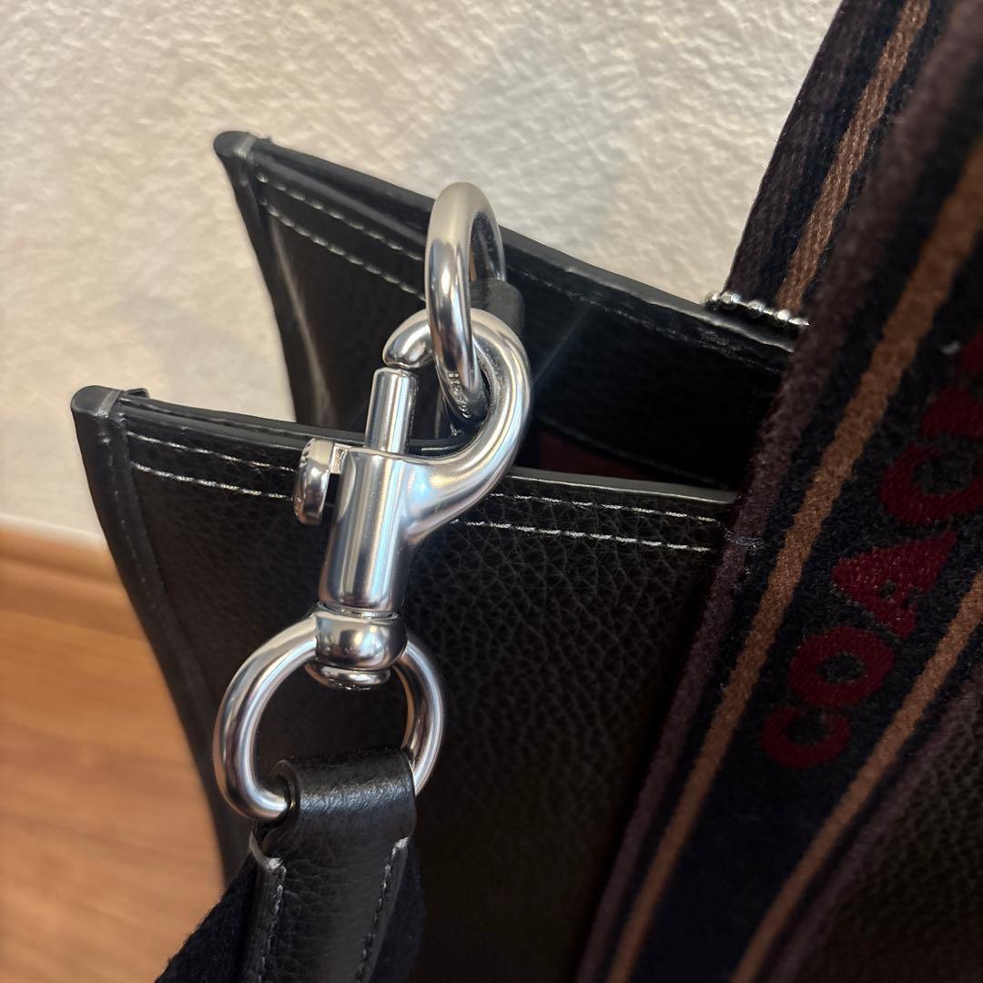 COACH スミス ブラック ショルダー付トートバッグ