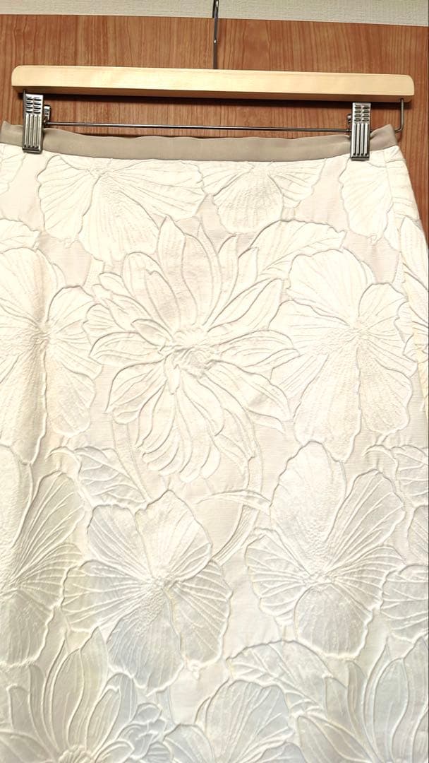 ドュロワー　ジャガードスカート美品