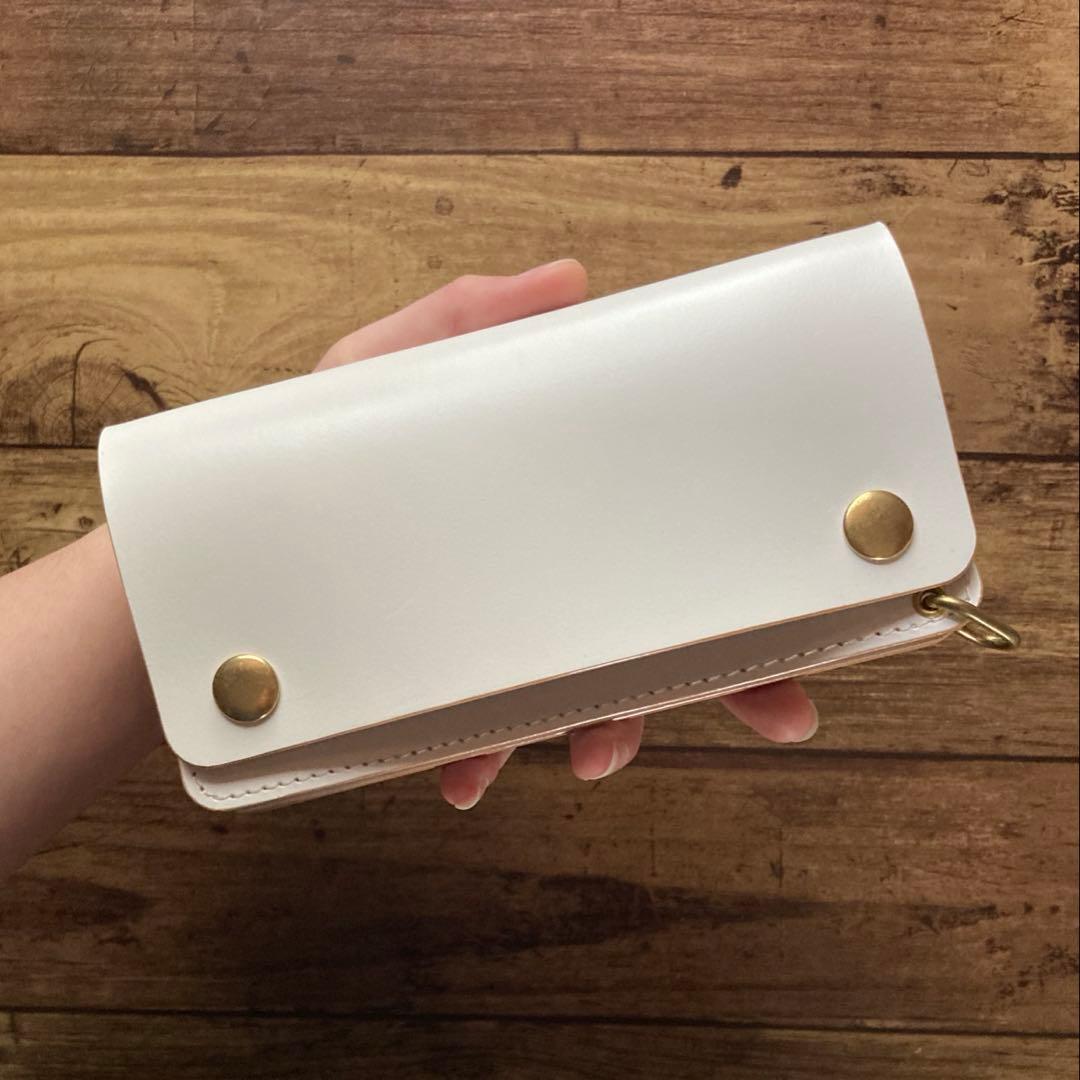 北米ステアハイド トラッカーウォレット180（ロング）3層 茶芯ホワイト