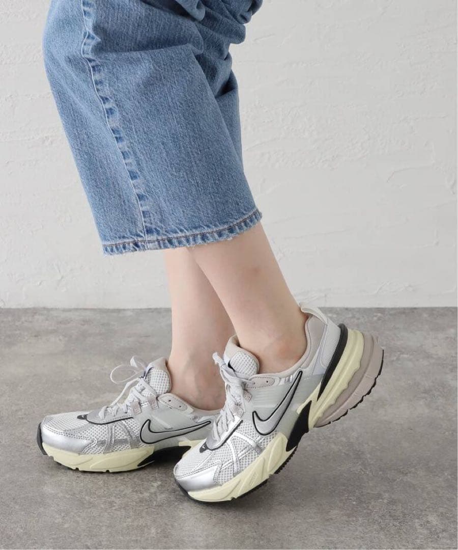 SLOBE IENA NIKE ナイキ V2K RAN スニーカー