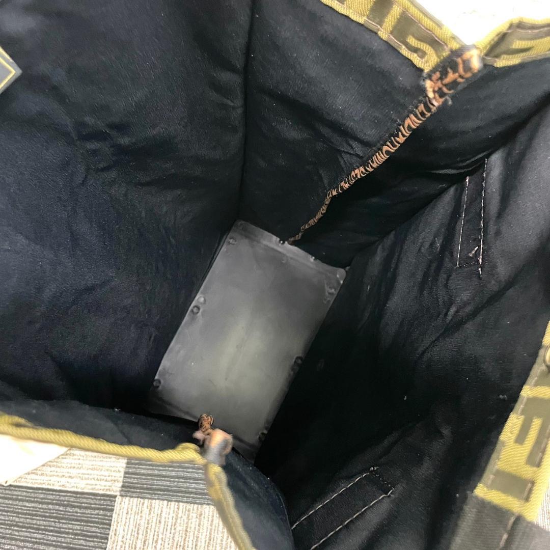 L*k様 超美品　FENDI　フェンディ　ズッカ　キャリーケース　二輪