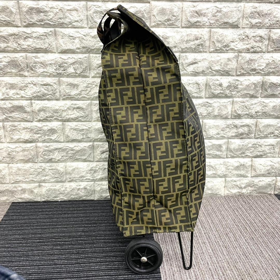 L*k様 超美品　FENDI　フェンディ　ズッカ　キャリーケース　二輪