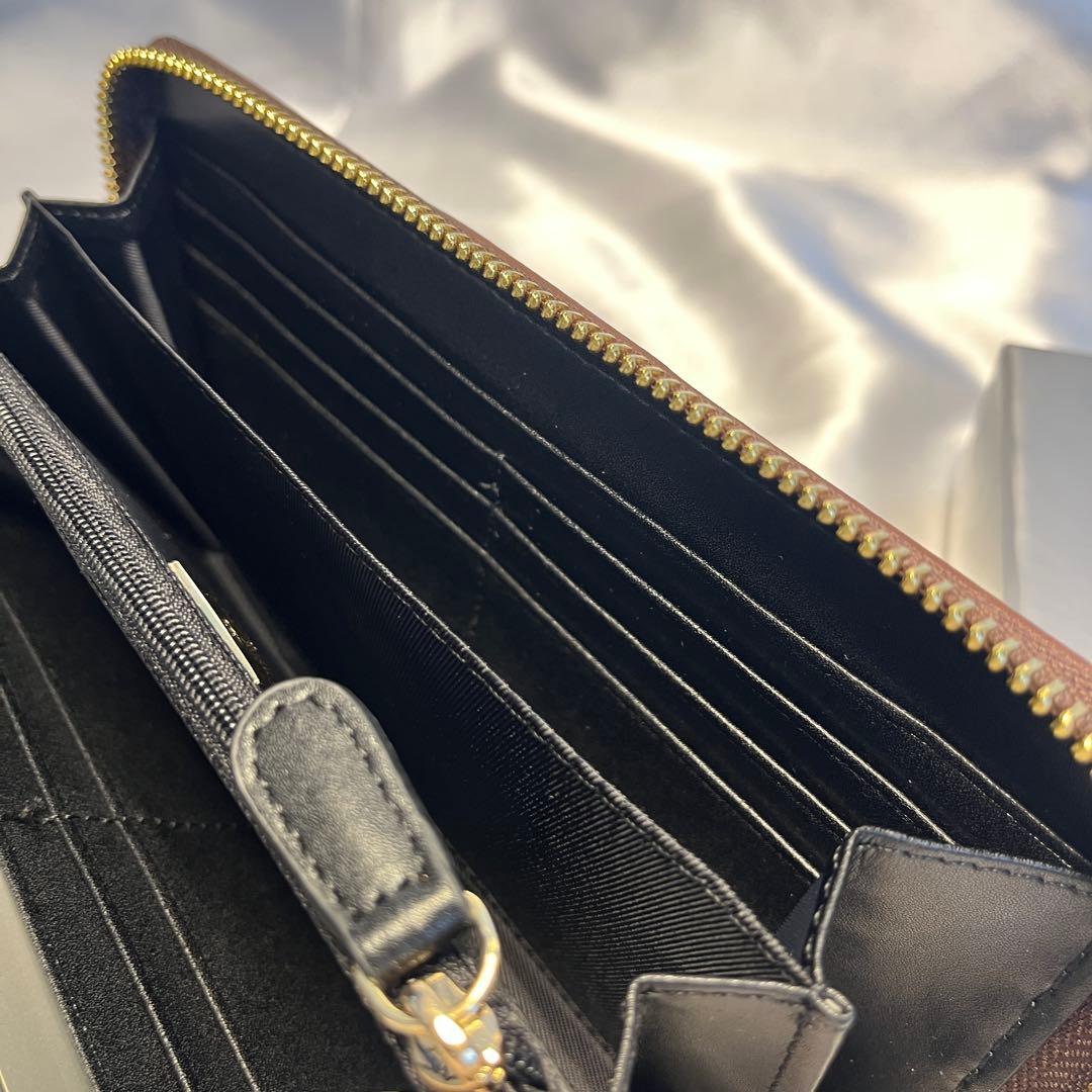 新品 Vivienne Westwood 珍しいコーヒー柄 長財布 バレンタイン