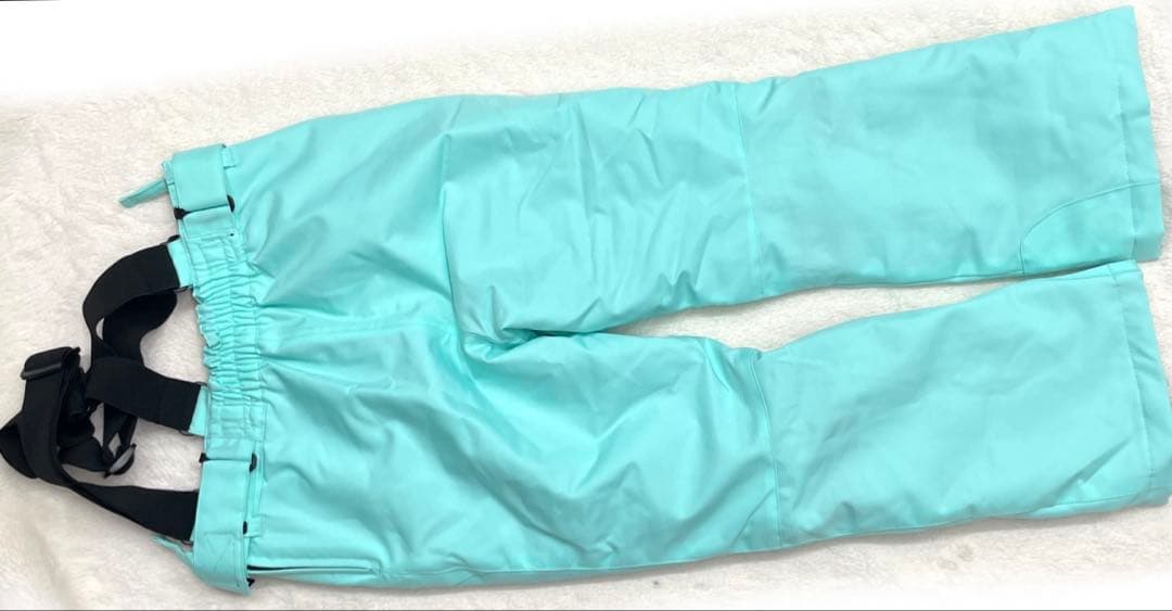 7r338 新品　cosby 新品　120cm スキーウェア　子供　上下セット