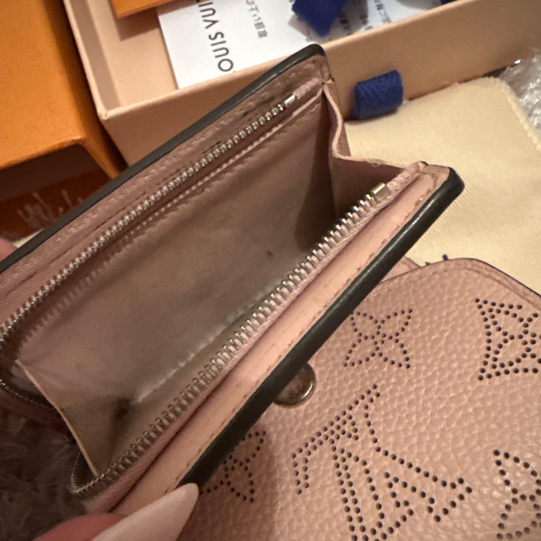 ヴィトン マヒナ ポルトフォイユ イリスXS 折り財布