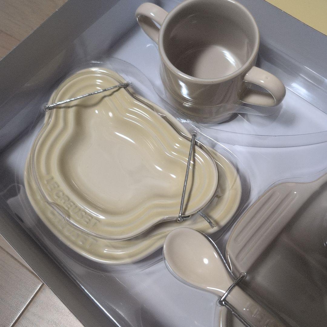 ル・クルーゼ　ベビー　テーブルウェア　セット　食器　お食い初め