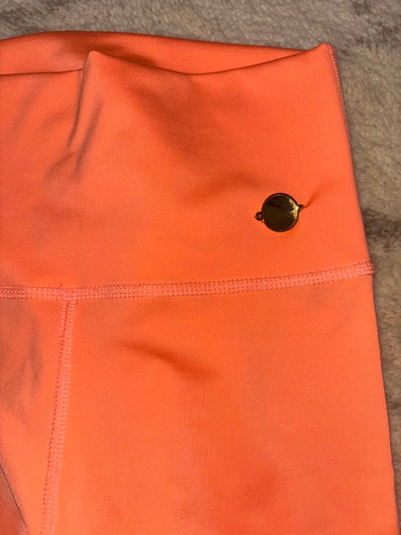 soleatta orange activewear set sサイズ