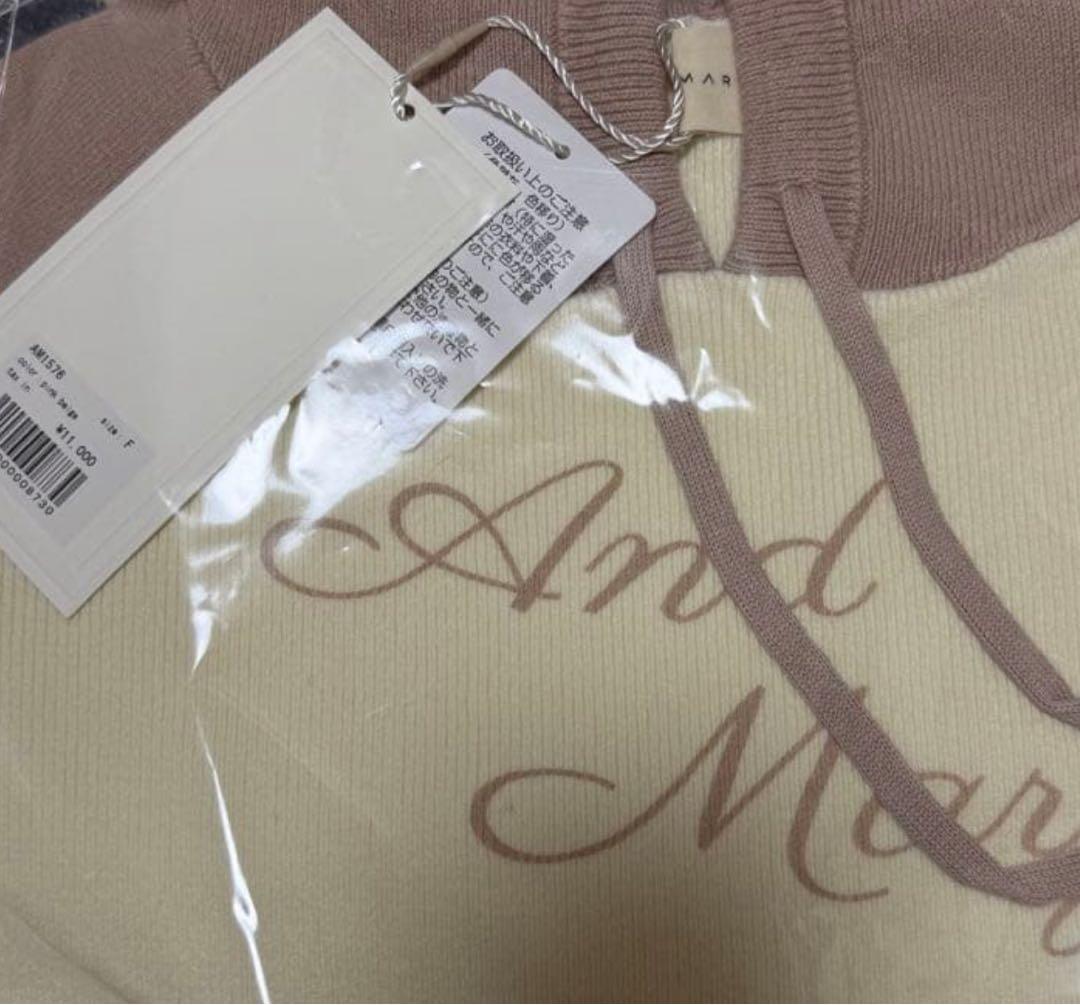 andmary アンドマリー　Letter mary logo tops
