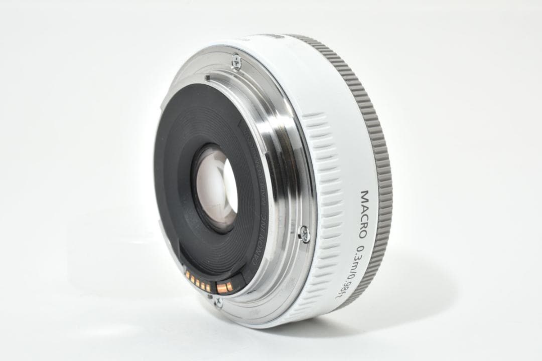 美品 Canon EF 40mm F2.8 STM 単焦点レンズ ホワイト
