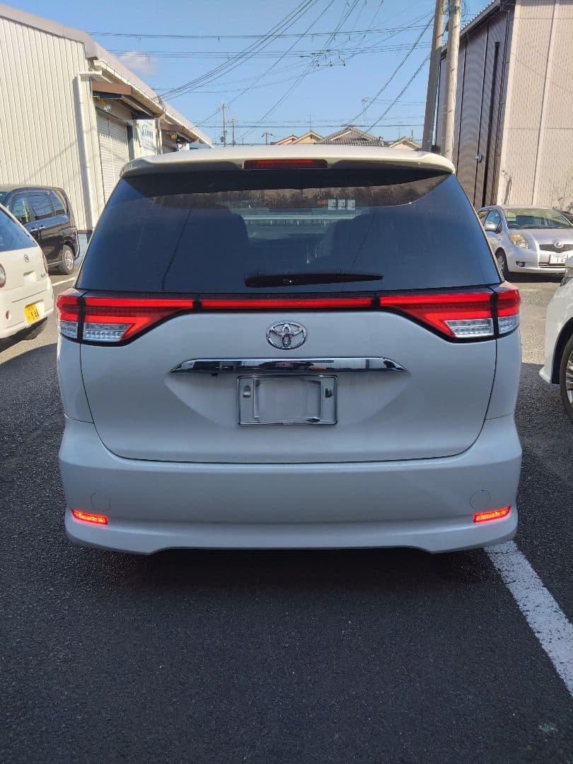 エスティマ　テールランプ