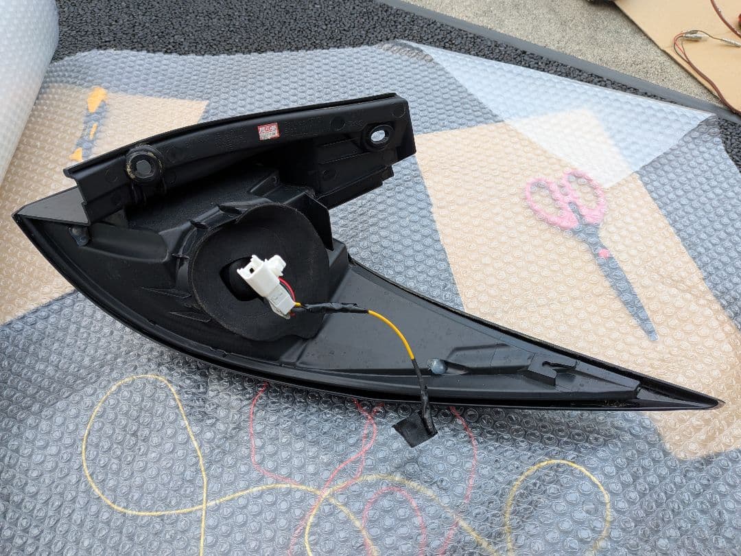 エスティマ　テールランプ