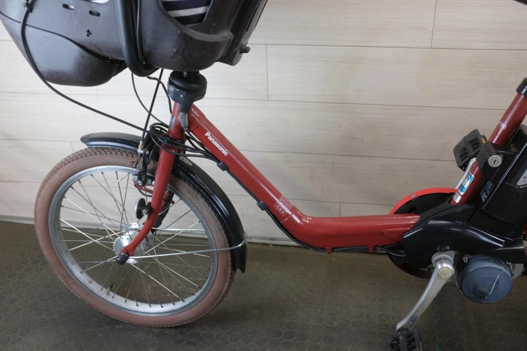 良品新基準パナ　 ギュット　20インチ　3段　6.6Ah（5点灯）充電器あり