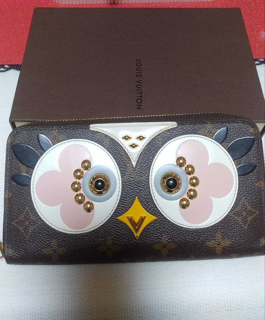 ルイヴィトン モノグラムフクロウ財布