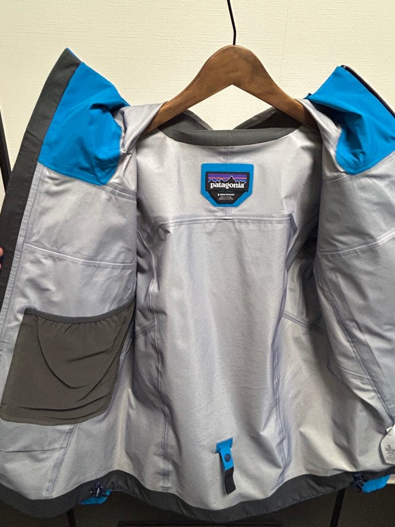 パタゴニアスキー＆スノーボードウェア　ゴアテックス上下Sサイズ